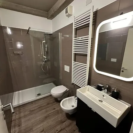 Centro Mazzini 9 Trieste